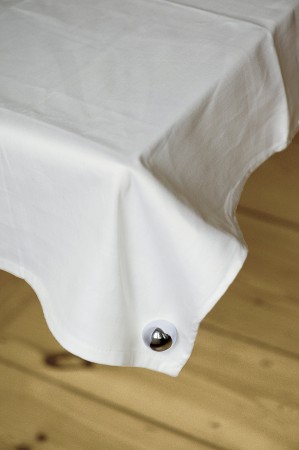 GRAVITY tablecloth magnet ball