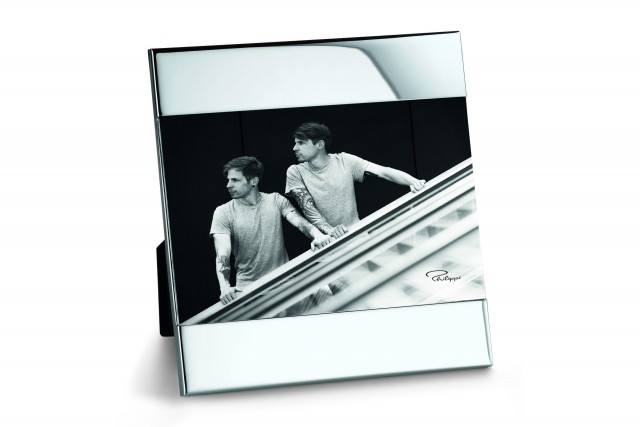 ZAK picture frame